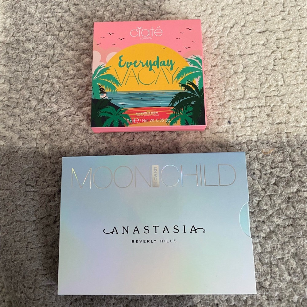 Eye shadow bundle
